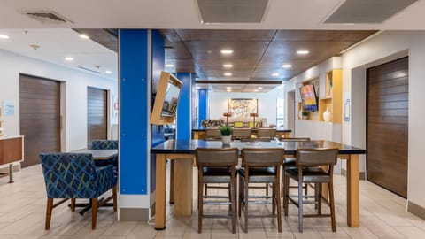 Holiday Inn Express & Suites Macon - I-475 by IHG Hotel in Macon