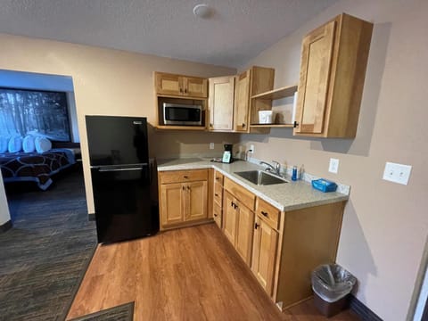 Super 8 By Wyndham Bemidji Mn Hotel in Bemidji