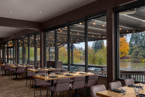 Valley River Inn Eugene/Springfield Hotel in Eugene