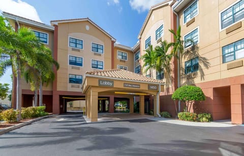 Extended Stay America Premier Suites - Fort Lauderdale - Convention Center - Cruise Port Hotel in Fort Lauderdale