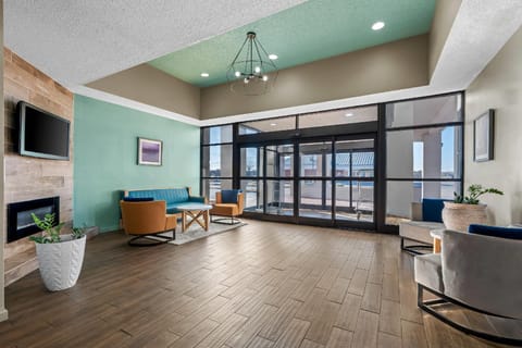 MainStay Suites Decatur River City Hotel in Decatur