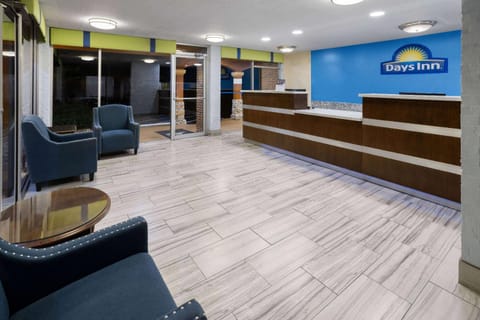 Days Inn by Wyndham Forsyth Hotel in Forsyth