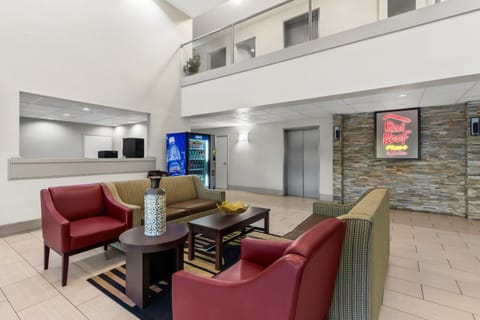 Red Roof PLUS+ & Suites Atlanta Airport South Hotel in College Park