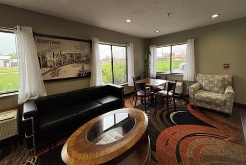 Super 8 by Wyndham Paris IL Hotel in Indiana