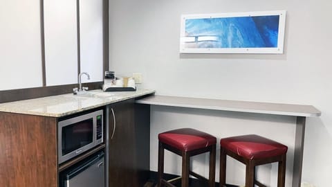 Microtel Inn & Suites by Wyndham Michigan City Hotel in Indiana Dunes