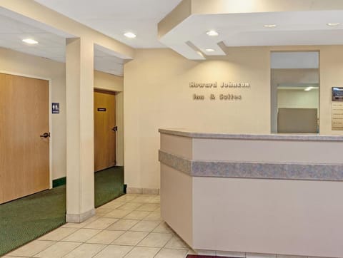 Red Lion Inn & Suites Elk Grove Village, IL Hotel in Elk Grove Village