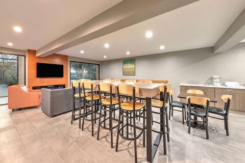 Hawthorn Extended Stay by Wyndham Bedford / Dallas Hotel in Bedford