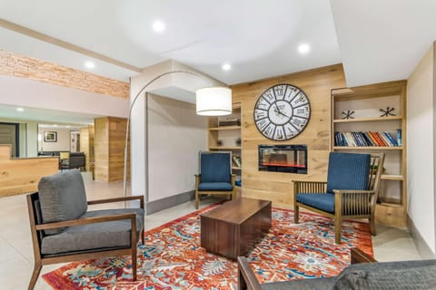 Country Inn & Suites by Radisson, Atlanta Airport South, GA Hotel in College Park