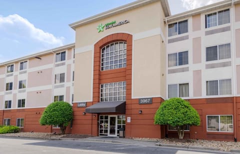 Extended Stay America Select Suites - Atlanta - Buckhead Hotel in Brookhaven