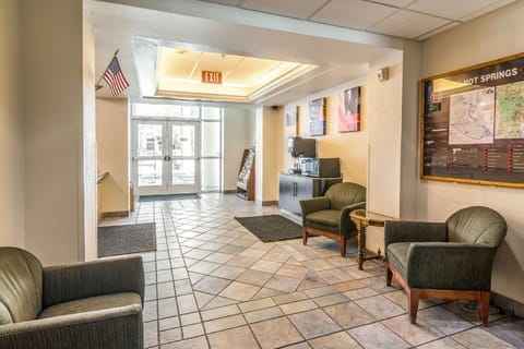 Econo Lodge Hot Springs South Hotel in Hot Springs