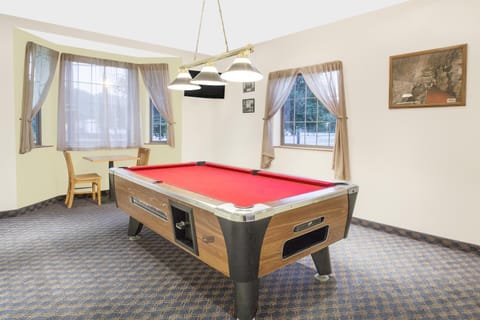 Super 8 By Wyndham Cobleskill Ny Hotel in Capital District, NY, USA