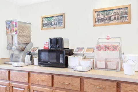 Super 8 By Wyndham Cobleskill Ny Hotel in Capital District, NY, USA