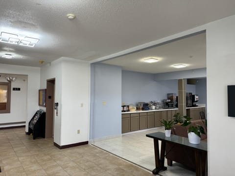 Super 8 By Wyndham Mason City Hotel in Mason City