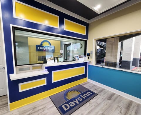 Days Inn by Wyndham Dickinson TX Hotel in League City