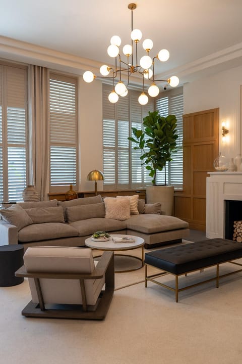 Nassau Suite Hotel Hotel in Flamingo Lummus