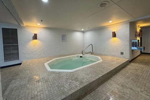 Chateau Hotel and Conference Center Hotel in Normal