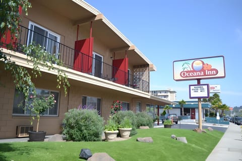 Oceana Inn Santa Cruz - Adults Only Inn in Santa Cruz