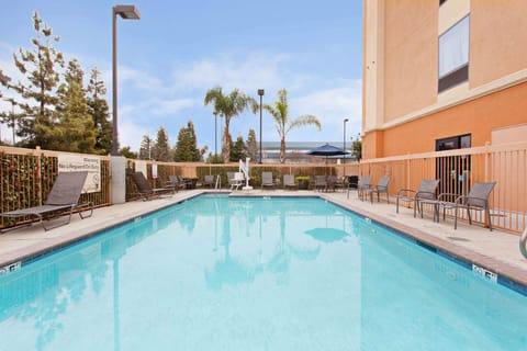 Hampton Inn & Suites Clovis-Airport North Hotel in Clovis