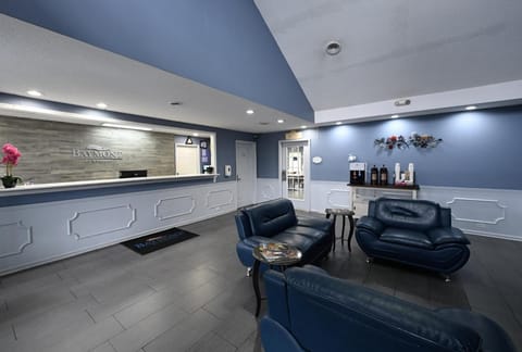 Baymont by Wyndham Warner Robins Hotel in Warner Robins