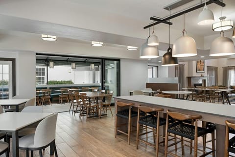 Fairfield by Marriott Inn & Suites San Diego Old Town Hotel in Point Loma