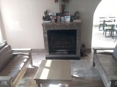 Super 8 By Wyndham Taos Hotel in Ranchos De Taos