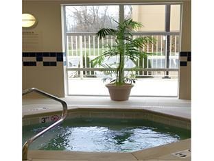 Fairfield by Marriott Inn & Suites Mount Vernon Rend Lake Hotel in Mount Vernon