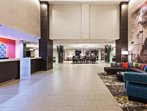 Comfort Inn & Suites Irving Las Colinas DFW Hotel in Irving