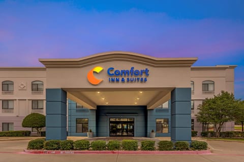 Comfort Inn & Suites Irving Las Colinas DFW Hotel in Irving