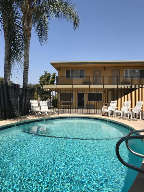 Americas Best Value Inn Visalia Motel in Visalia