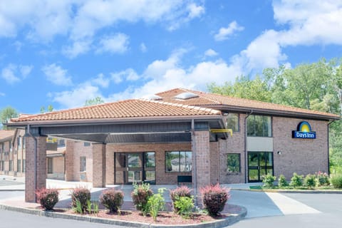 Days Inn by Wyndham Geneva/Finger Lakes Hotel in Geneva