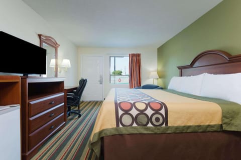 Baymont by Wyndham Troy Hotel in Alabama