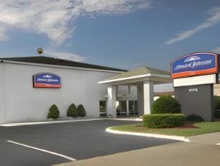 Howard Johnson by Wyndham Virginia Beach Hotel in Norfolk