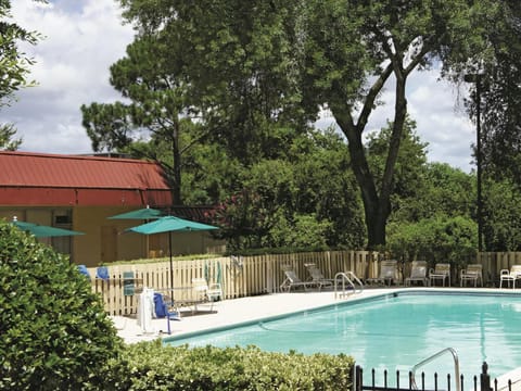 Rodeway Inn Huntsville West Hotel in Huntsville