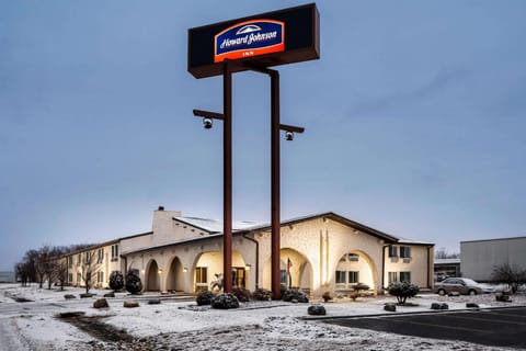 Howard Johnson by Wyndham Appleton Hotel in Appleton