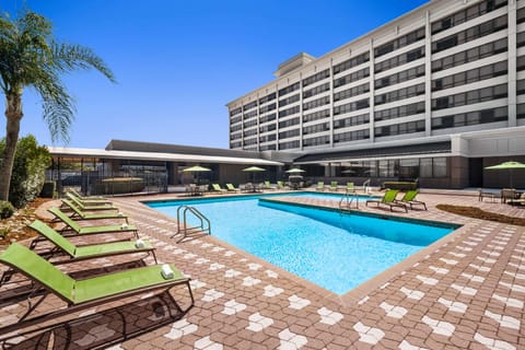 DoubleTree by Hilton New Orleans Airport Hotel in Kenner