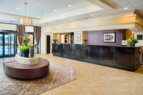 DoubleTree by Hilton New Orleans Airport Hotel in Kenner