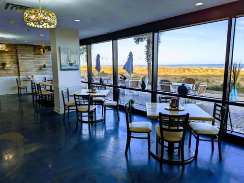 Shell Island Resort - All Oceanfront Suites Resort in Wrightsville Beach