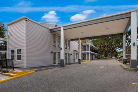 Quality Inn Ocean Springs - Biloxi East Hotel in Ocean Springs