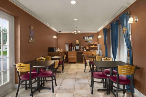 Quality Inn Ocean Springs - Biloxi East Hotel in Ocean Springs