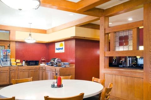 Travelodge by Wyndham Enid Hotel in Enid