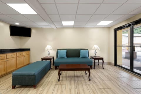 Days Inn by Wyndham Murphy Hotel in Murphy