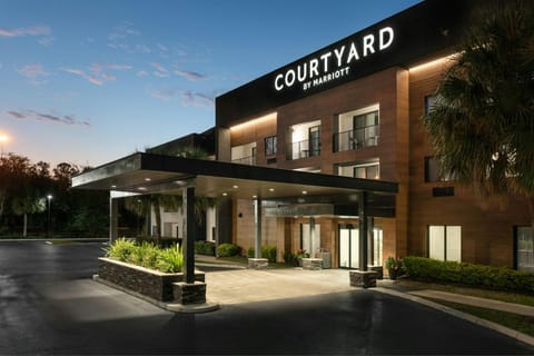 Courtyard by Marriott Gainesville FL Hotel in Gainesville