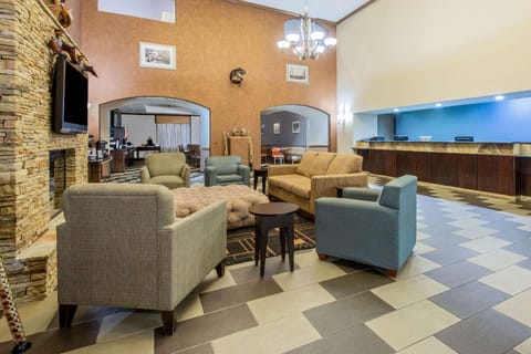 La Quinta Inn & Suites by Wyndham Glen Rose Hotel in Glen Rose