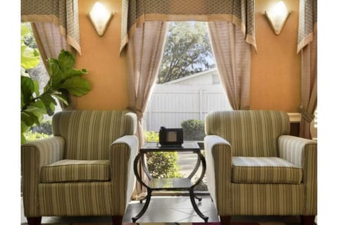 Townhouse Fort Walton Beach Hurlburt Field Hotel in Mary Esther