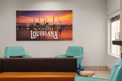 La Quinta Inn & Suites by Wyndham Gonzales LA Hotel in Gonzales