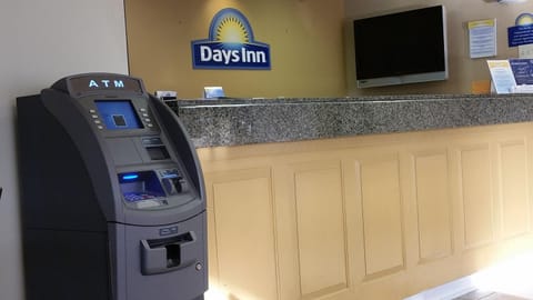 Days Inn by Wyndham Norfolk Airport Hotel in Norfolk