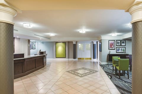 Days Inn by Wyndham Gainesville University I-75 Hotel in Gainesville