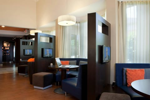 Courtyard by Marriott Baton Rouge Acadian Centre/LSU Area Hotel in Baton Rouge