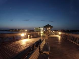 Tides Folly Beach, Charleston's Oceanfront Hotel Hotel in Folly Beach