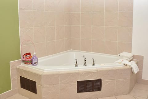 Super 8 By Wyndham Corydon Hotel in Indiana